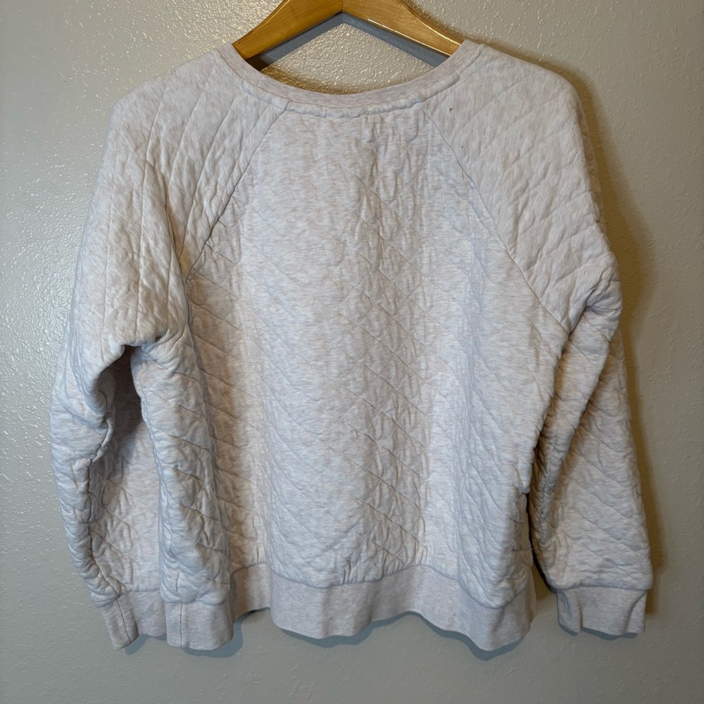 Patagonia Light Heather Gray Quilted Pullover Sweatshirt - Picture 6 of 6